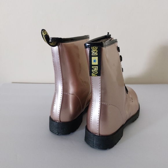 Girls Rose Gold Faux Leather Mid-Calf Lace Up NWT Combat Boots Lug Sole 13 - Picture 6 of 11